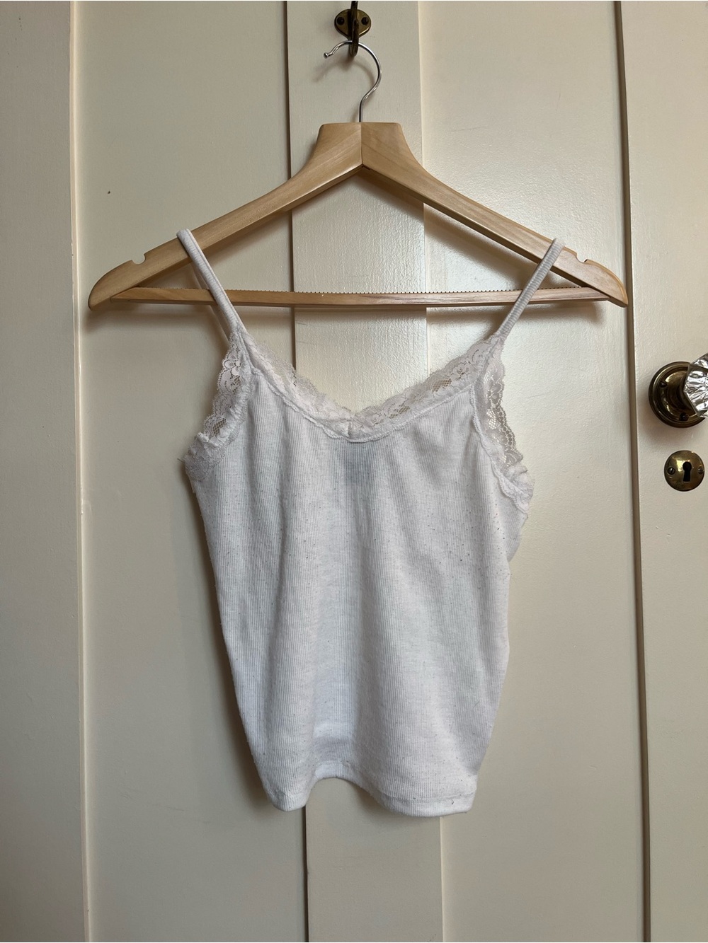 Hot Topic White Lace Trim Cami Tank Top